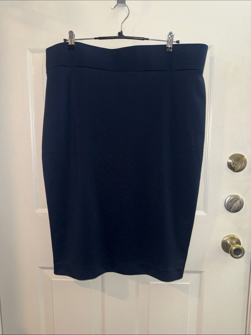 Alfani Navy Blue Stretch Pull On Pencil Skirt. Size 20W